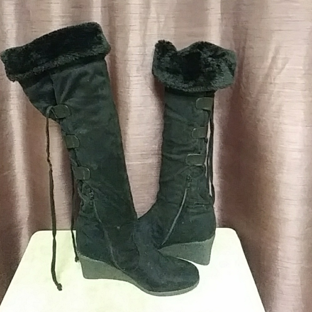 Liliana Boots